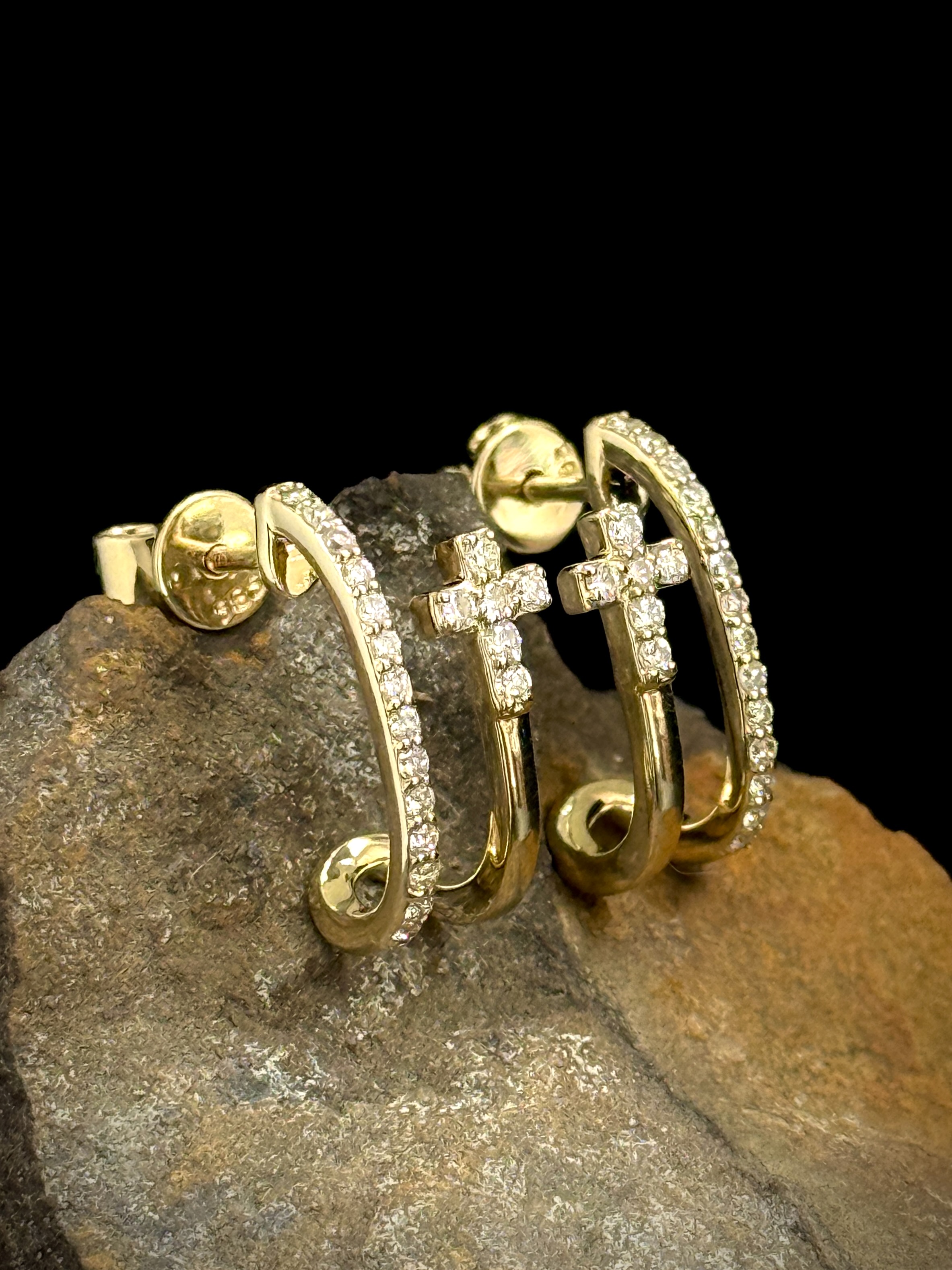 Cross Hook Studs
